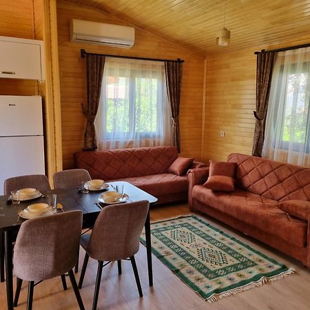 Ugur Pansiyon Bungalows Çıralı Ngoại thất bức ảnh