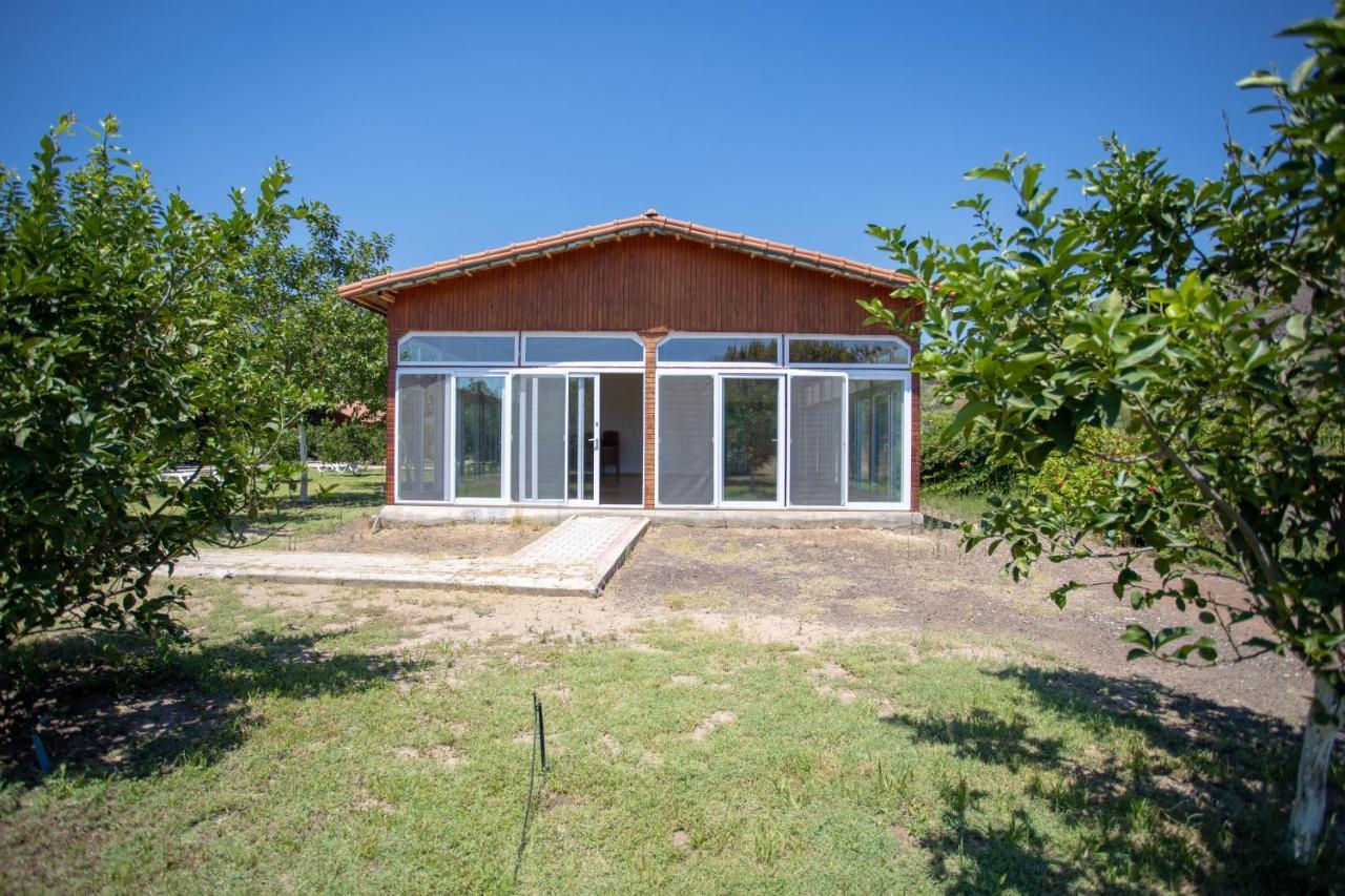 Ugur Pansiyon Bungalows Çıralı Ngoại thất bức ảnh