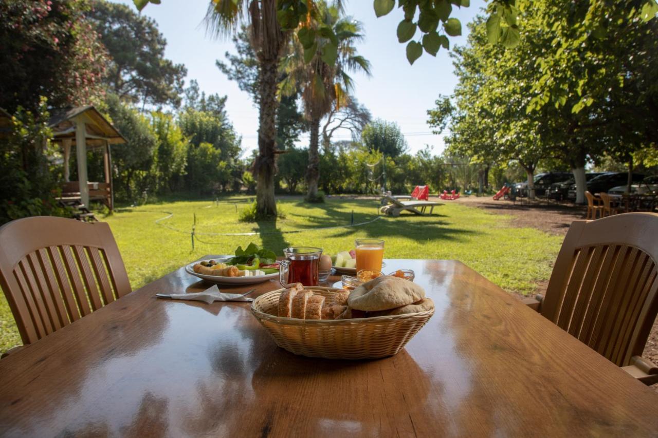 Ugur Pansiyon Bungalows Çıralı Ngoại thất bức ảnh