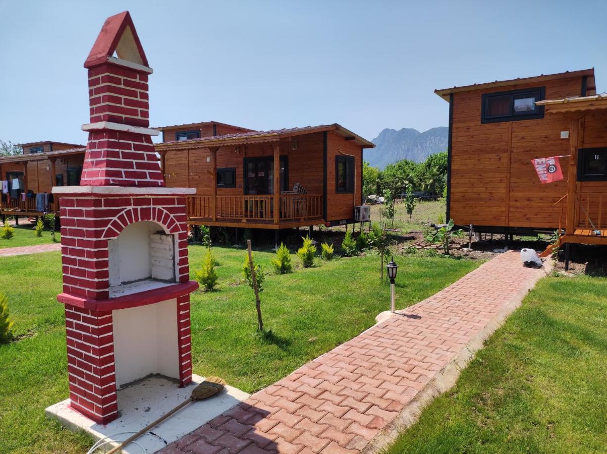 Ugur Pansiyon Bungalows Çıralı Ngoại thất bức ảnh
