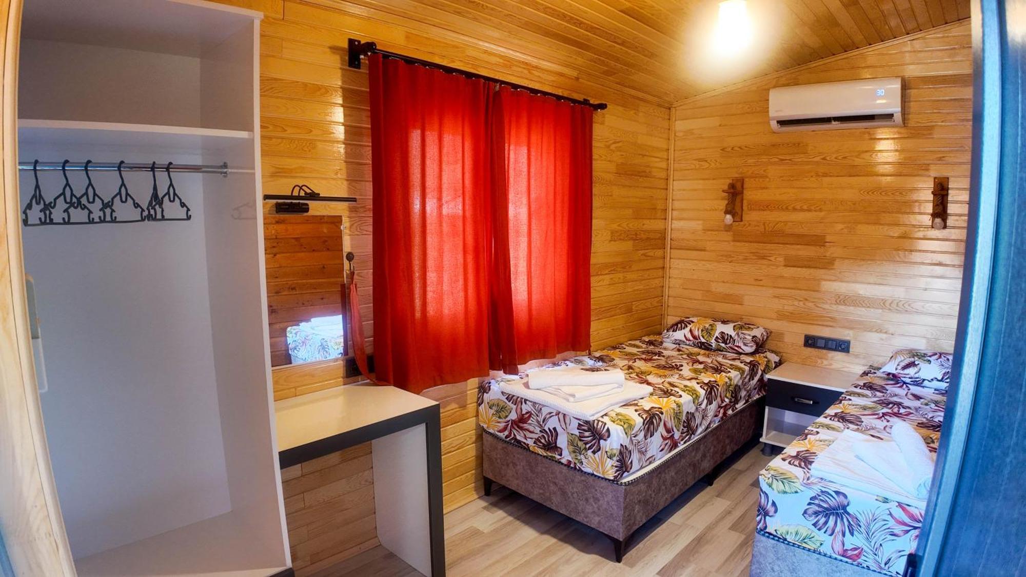 Ugur Pansiyon Bungalows Çıralı Ngoại thất bức ảnh