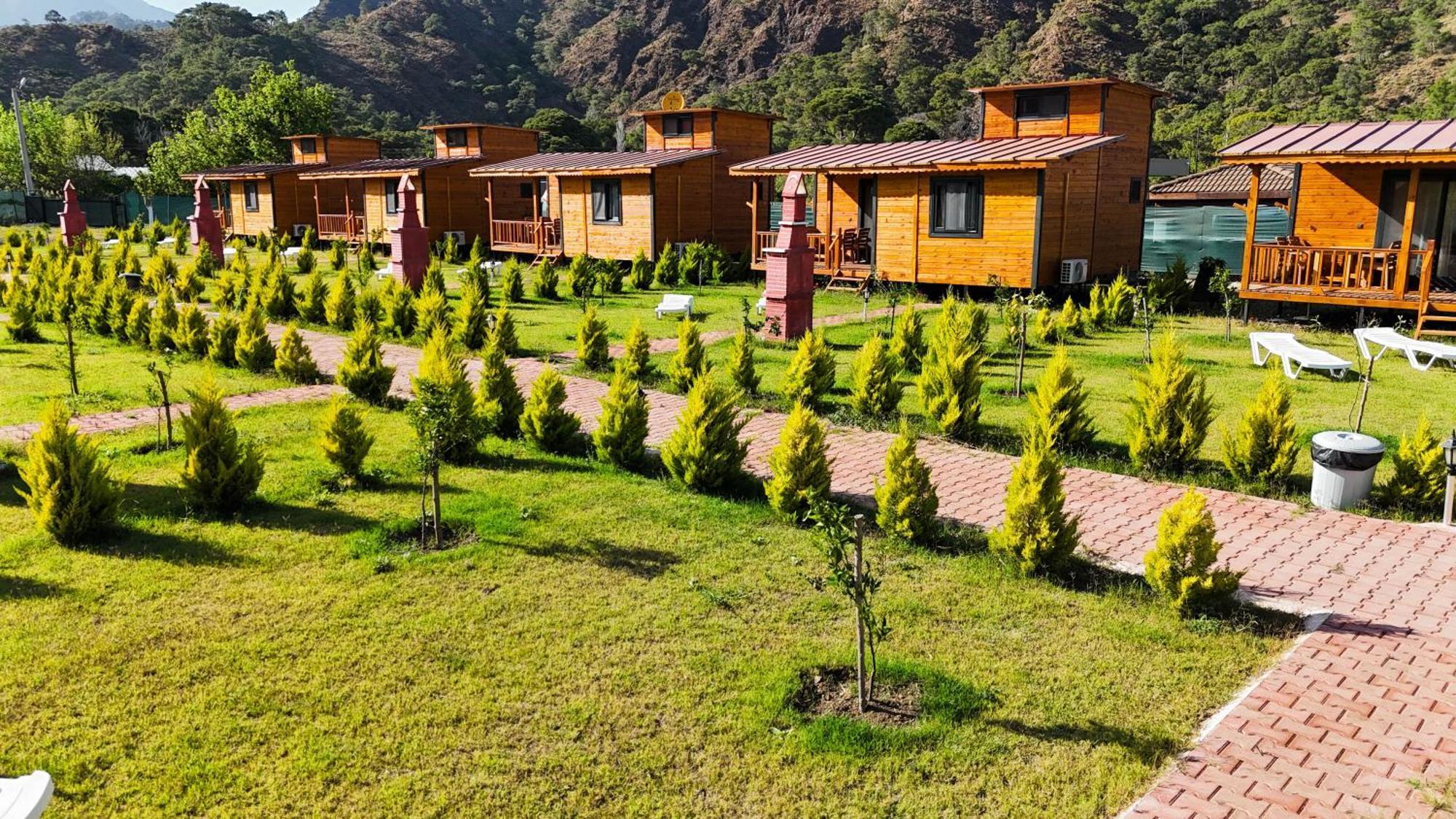 Ugur Pansiyon Bungalows Çıralı Ngoại thất bức ảnh