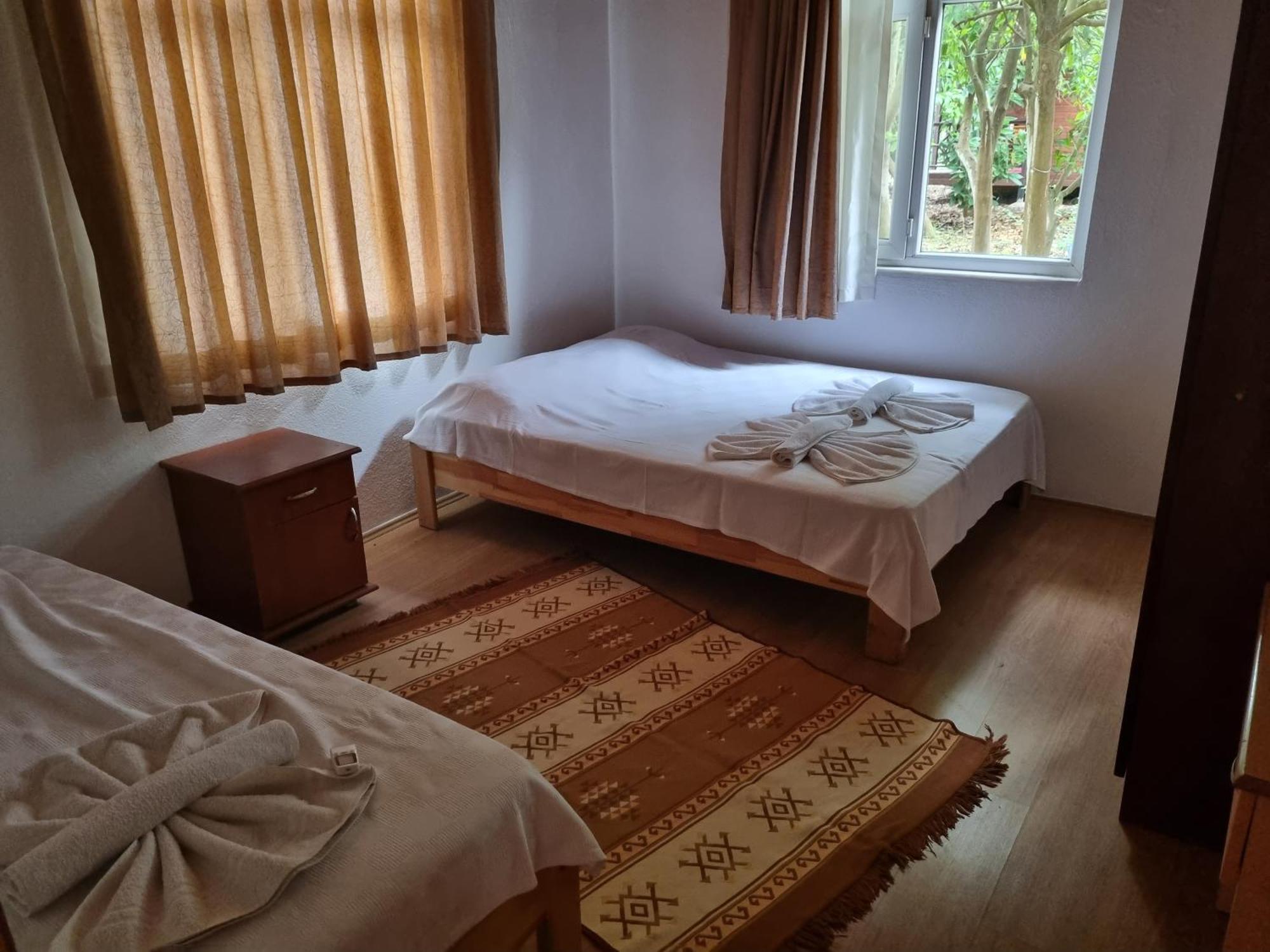 Ugur Pansiyon Bungalows Çıralı Ngoại thất bức ảnh