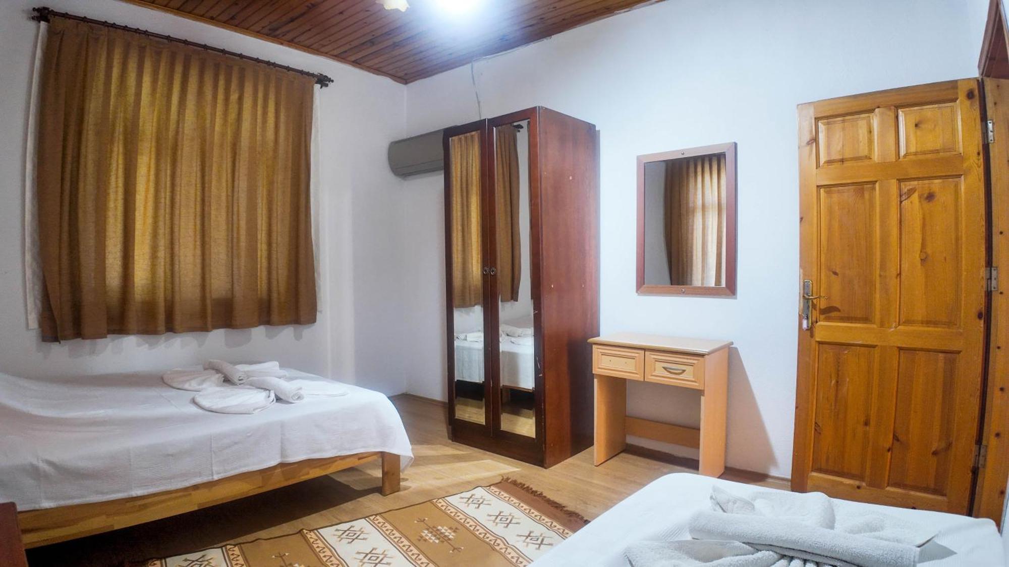 Ugur Pansiyon Bungalows Çıralı Ngoại thất bức ảnh