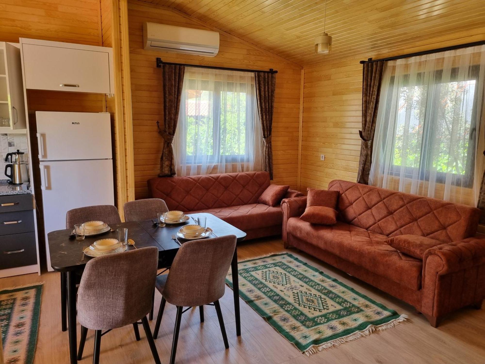 Ugur Pansiyon Bungalows Çıralı Ngoại thất bức ảnh