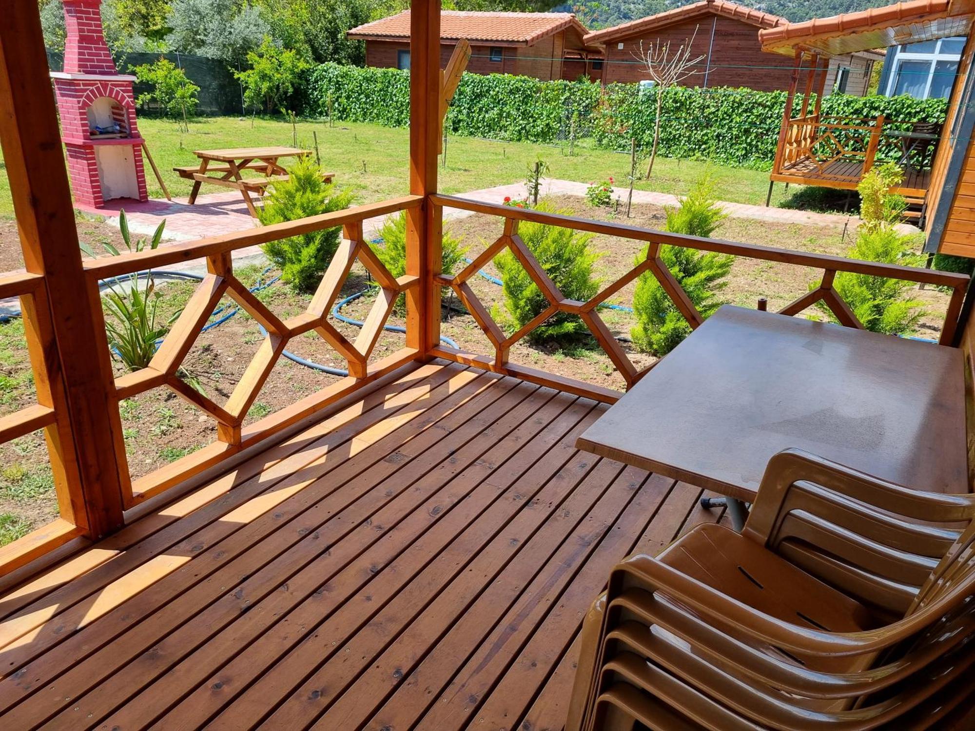 Ugur Pansiyon Bungalows Çıralı Ngoại thất bức ảnh