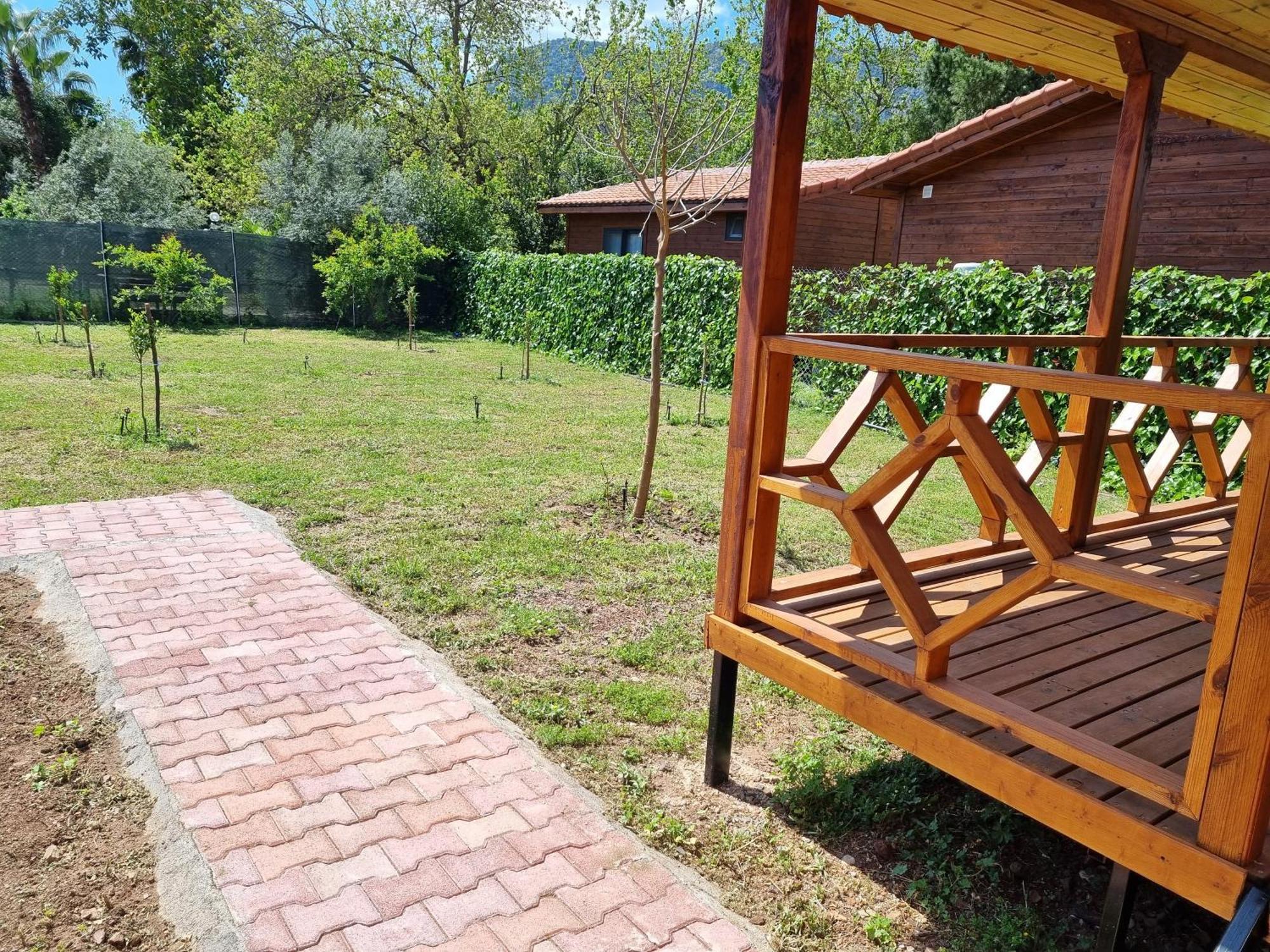 Ugur Pansiyon Bungalows Çıralı Ngoại thất bức ảnh