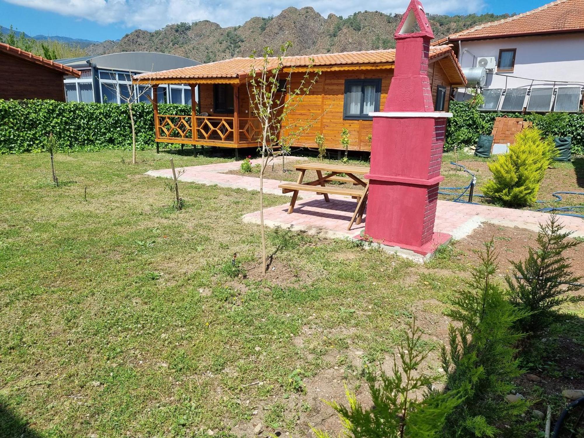 Ugur Pansiyon Bungalows Çıralı Ngoại thất bức ảnh
