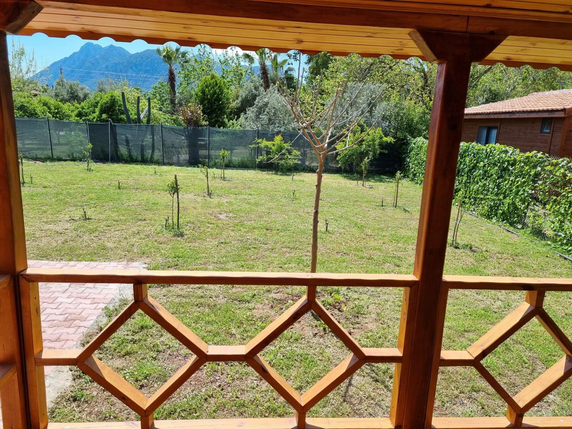 Ugur Pansiyon Bungalows Çıralı Ngoại thất bức ảnh